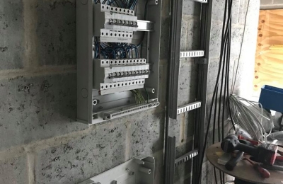 algemene elektrowerken kantoor + magazijn aedt